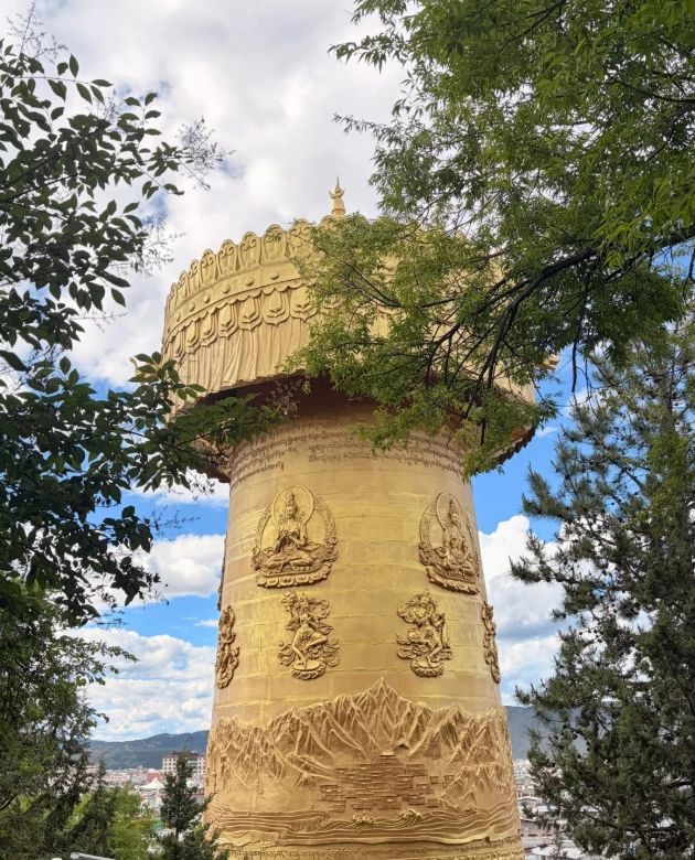 Dukezong Ancient Town tips