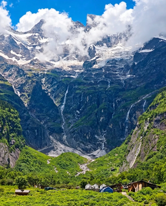 Photo of Yubeng Village: Yubeng Village hiking