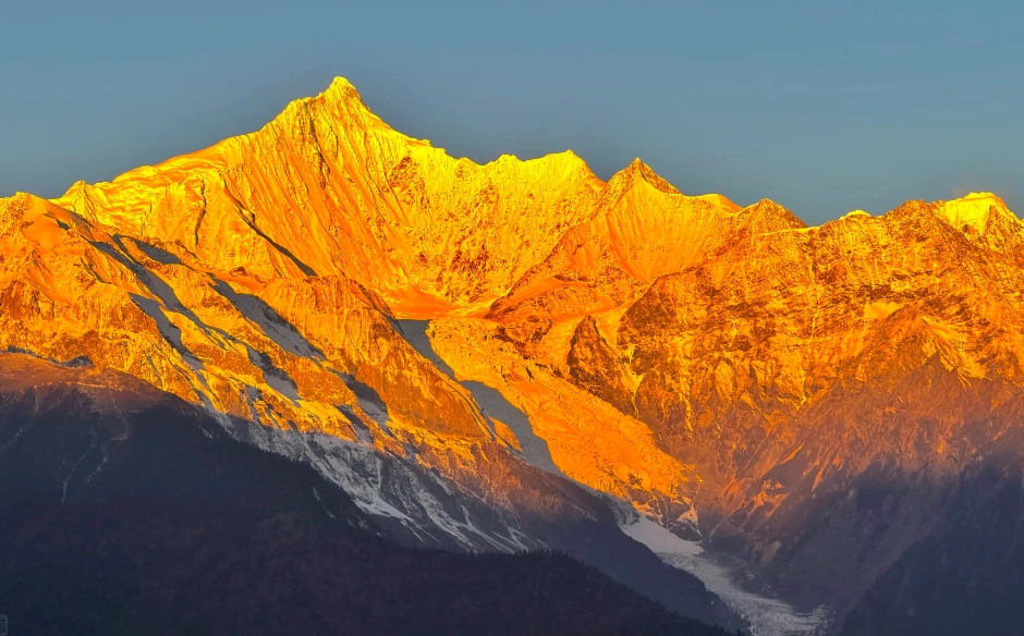 Meili Snow Mountain: Essential Tips for Foreign Travelers