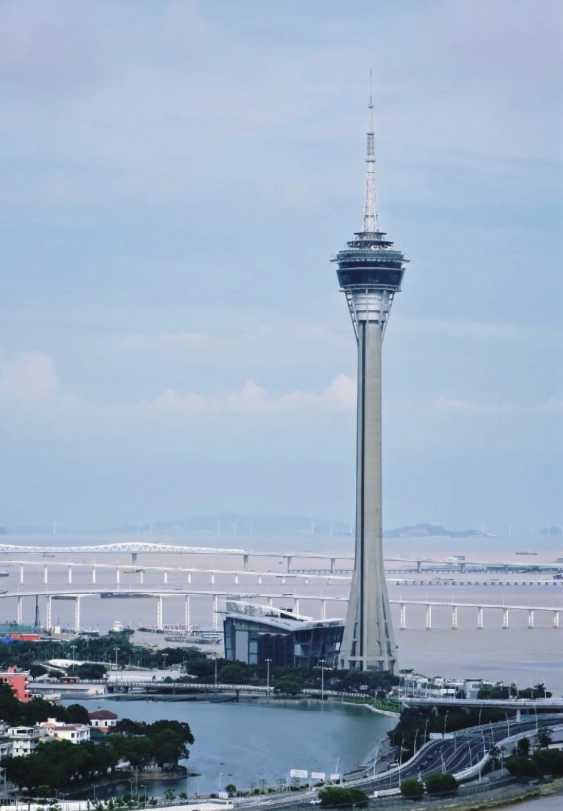 How to Visit Macau Tower: Skip the Lines and Avoid Tourist Traps
