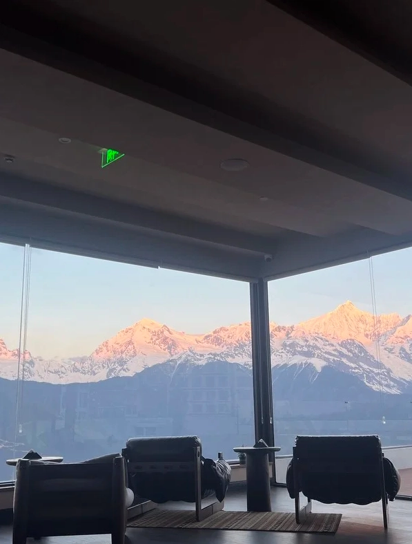 best hotels near Meili Snow Mountain best hotels near Meili Snow Mountain