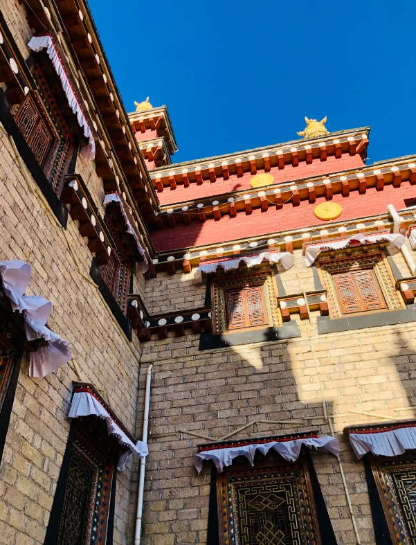 Photo of Ganden Sumtseling Monastery: book tickets Ganden Sumtseling