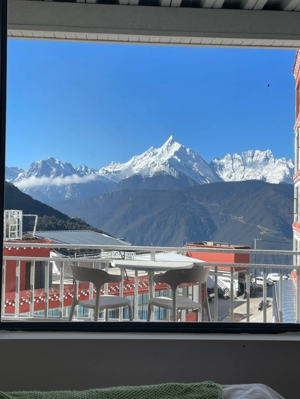 Meili Snow Mountain lodging guide Meili Snow Mountain lodging guide