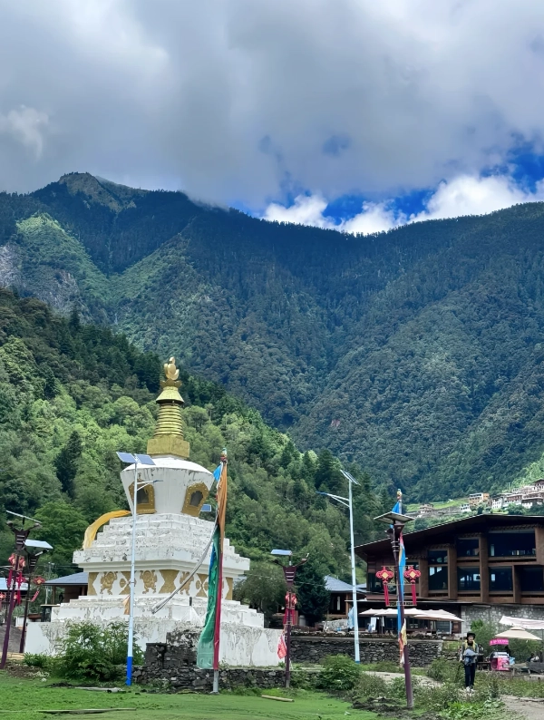 how to get to Yubeng Village how to get to Yubeng Village