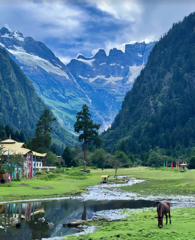 Yubeng Village hiking Yubeng Village hiking