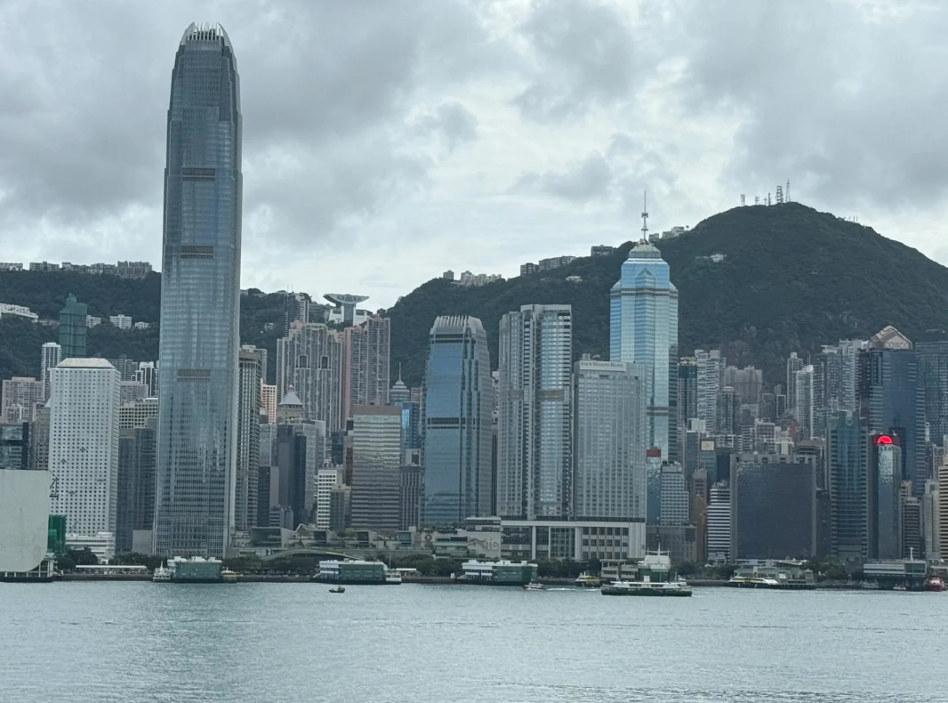 Hong Kong Travel Tips: Avoid 10 Hidden Tourist Pitfalls