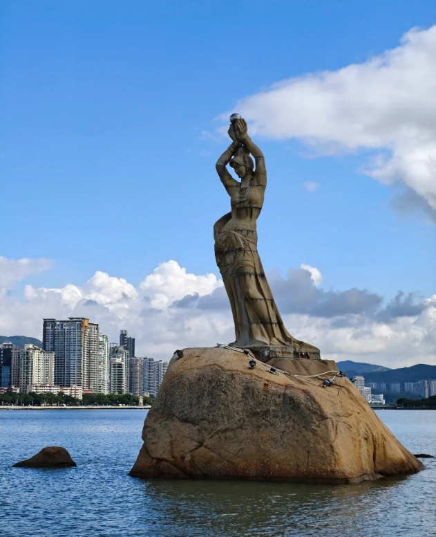 Photo of Zhuhai Fisher Girl Statue: Zhuhai Fisher Girl Statue nearby attractions