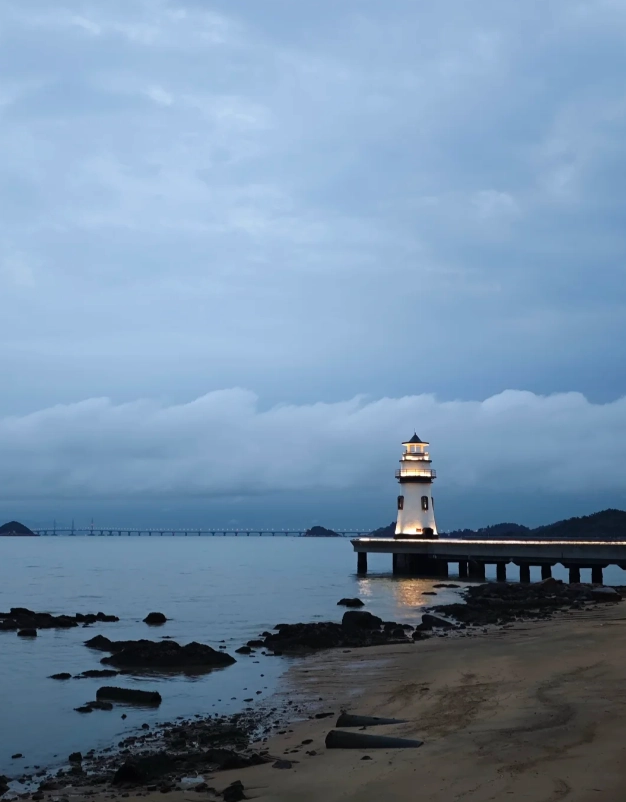 best time to visit Lovers' Road