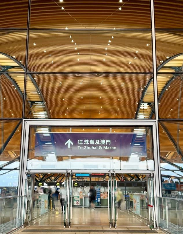 How to Cross Hong Kong-Zhuhai-Macao Bridge: 3 Simple Ways for Tourists