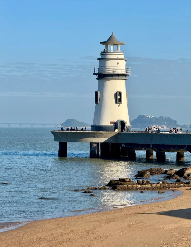 Lovers' Road to Zhuhai Fisher Girl Statue: Best Photo Spots & Tips