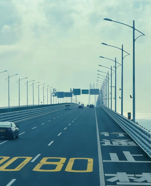 Photo of Hong Kong-Zhuhai-Macao Bridge: HZMB tour booking