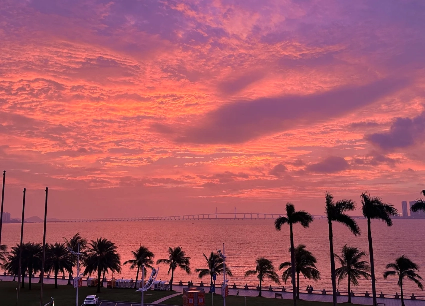 Is Lovers' Road Worth Visiting?: 5 Reasons It's a Must in Zhuhai