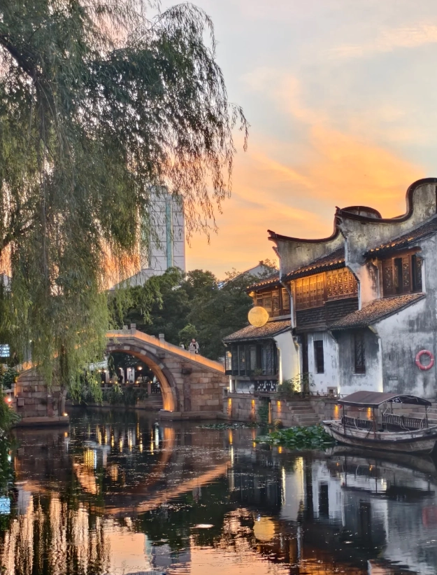Yuehe Historic District: Insider Tips to Skip the Crowds