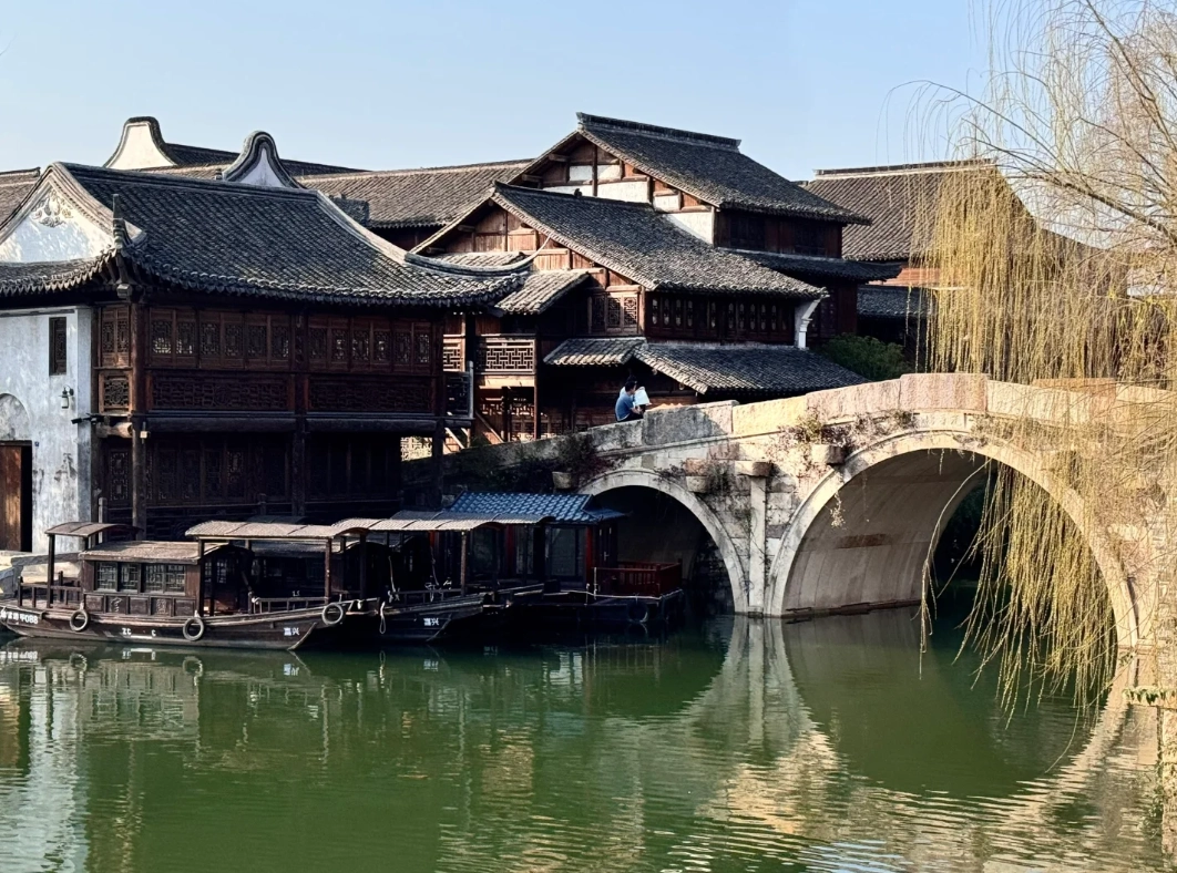 Yanguan Ancient Town from Shanghai Yanguan Ancient Town from Shanghai