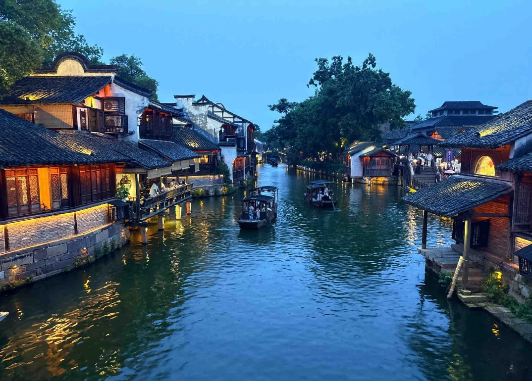Wuzhen Photography Spots: Best Times & Hidden Angles