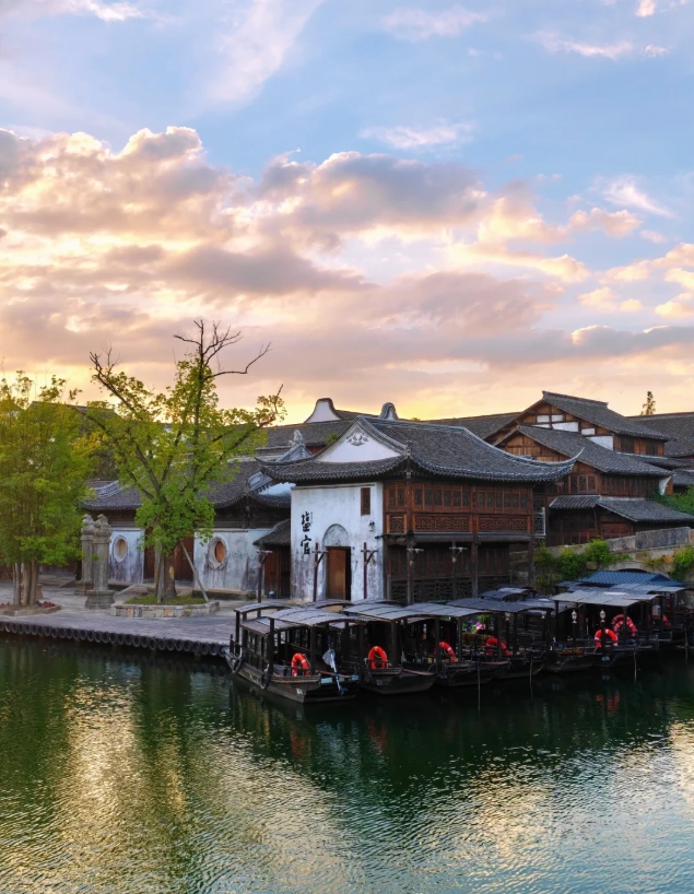 Yanguan Ancient Town parking Yanguan Ancient Town parking