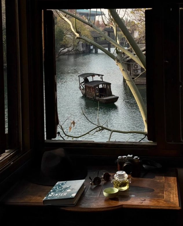 Best Time to Visit Wuzhen Water Town: Avoid Crowds & Save Money
