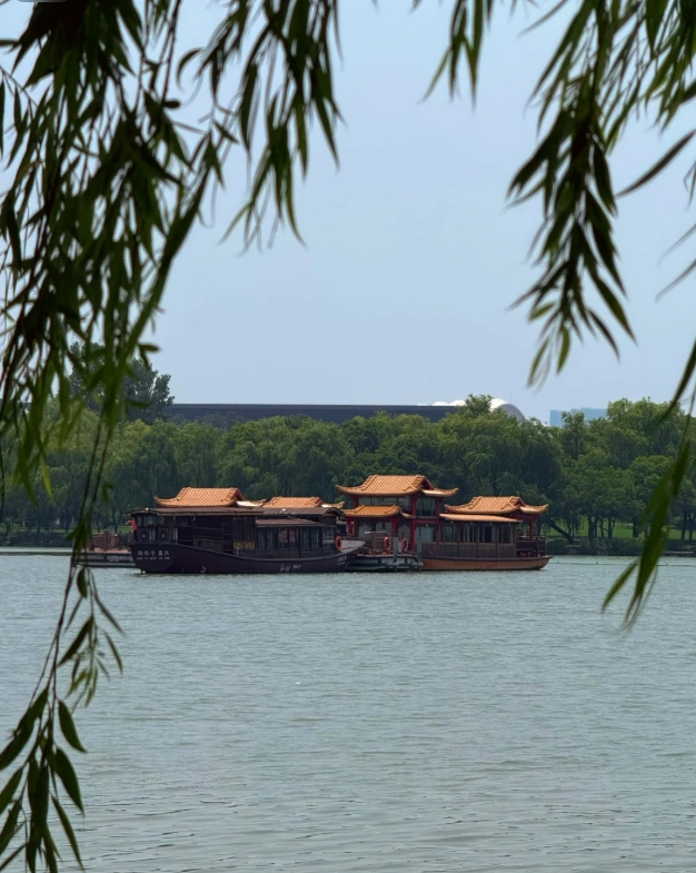 South Lake Walking Route: Best Paths & Hidden Gems
