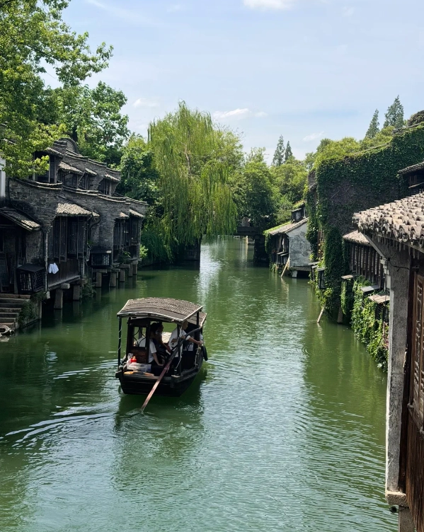Photo of Wuzhen Water Town: Wuzhen East vs West