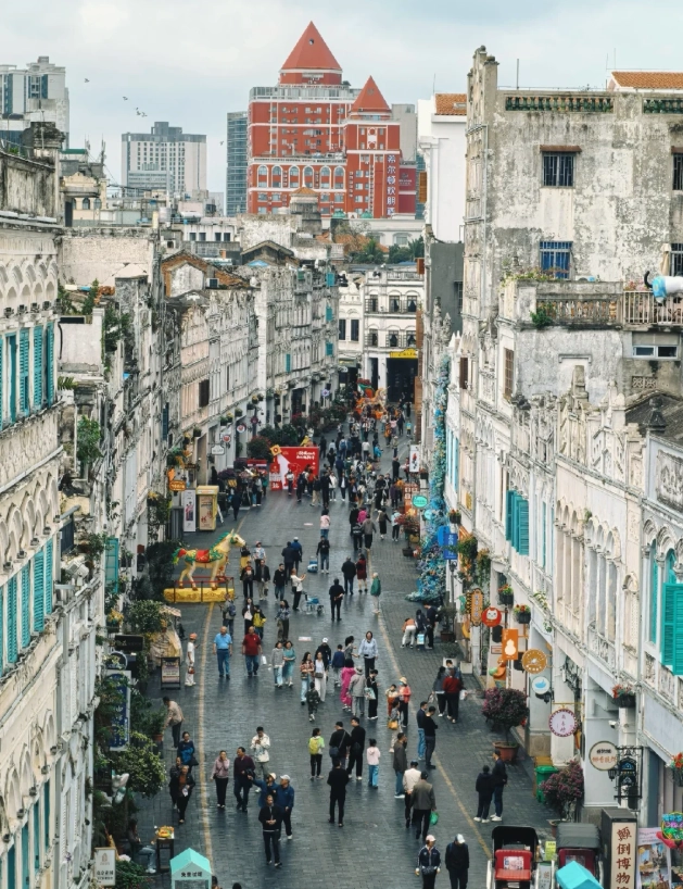 Haikou Solo Travel: Escape Crowds – Real Tips from a Local