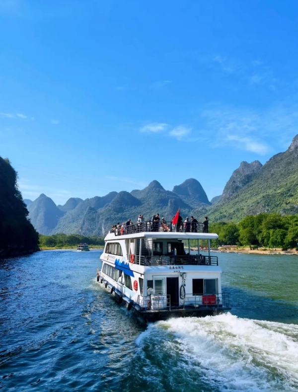 Li River cruise ticket