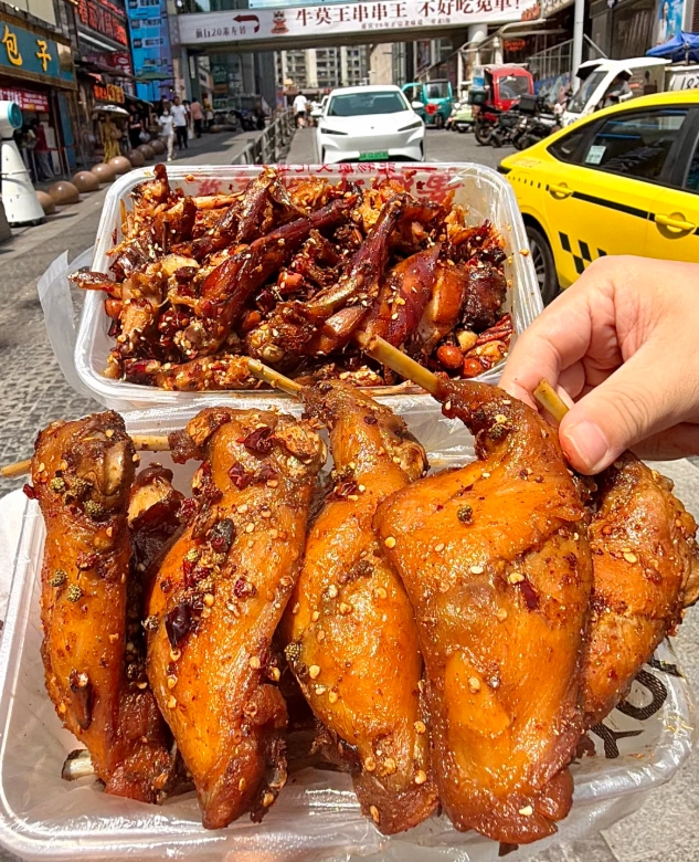 Chongqing Spicy Rabbit Head: The Only Guide You Need – Avoid Tourist Traps!