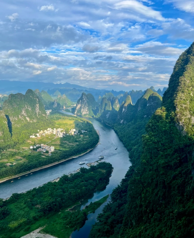 Guilin Yangshuo 3 Days Itinerary: Escape Tourist Traps & Savor Real Scenery