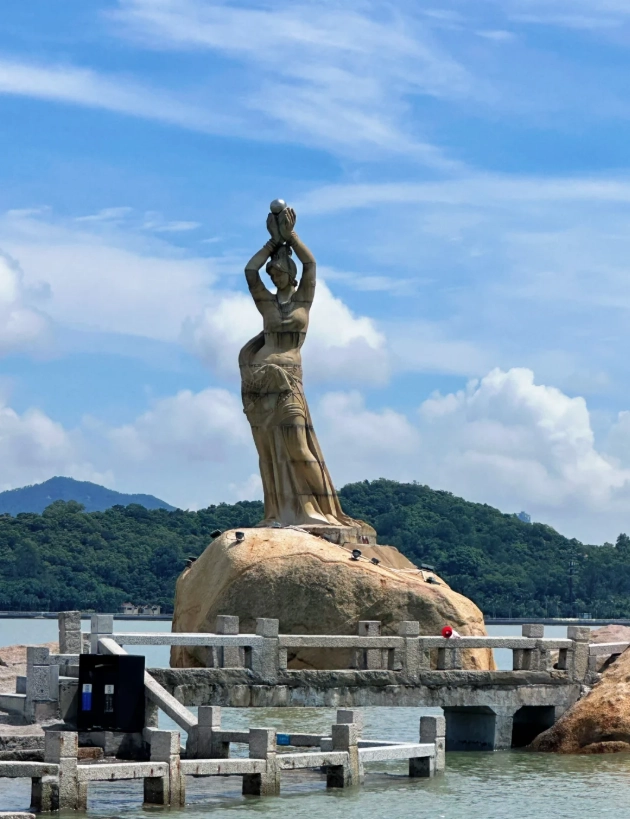 Zhuhai Fisher Girl Statue Photography Spots: Best Angles & Times to Avoid Crowds