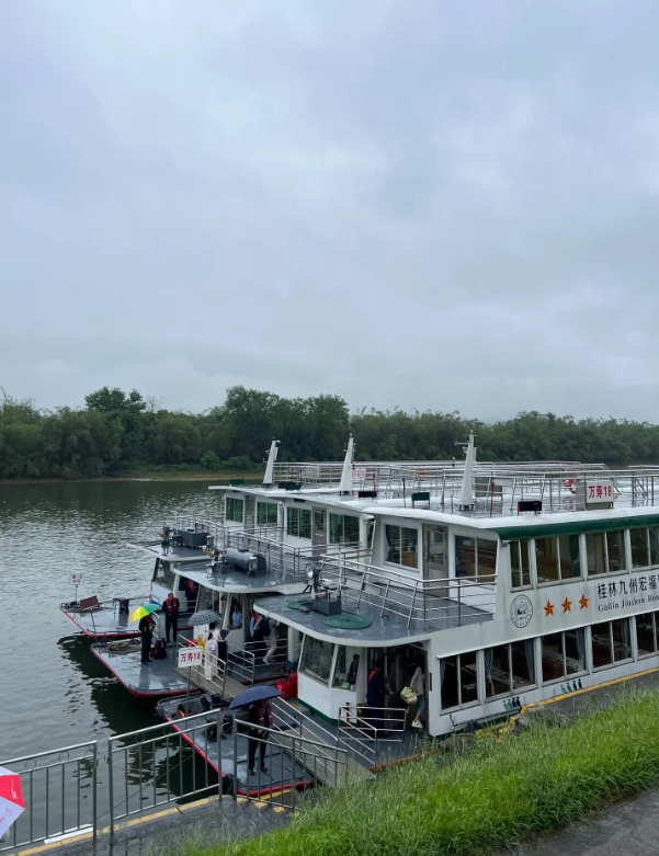 Li River cruise cost