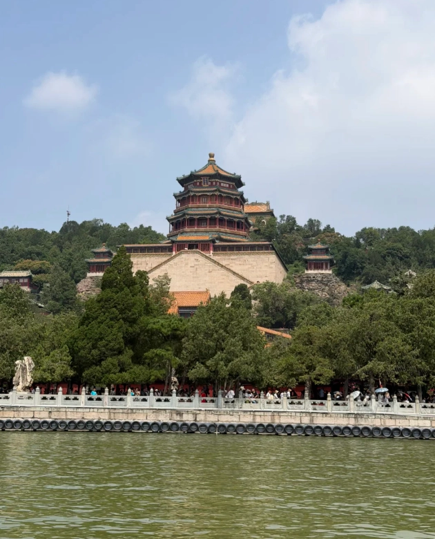 China Winter vs Summer Travel: Which Season Wins?