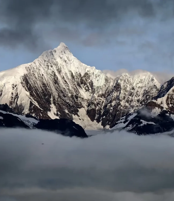 Meili Snow Mountain trekking