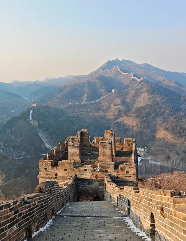 Badaling vs Mutianyu Badaling vs Mutianyu
