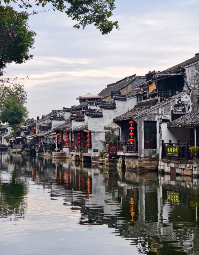 Jiaxing Travel Itinerary: 3 Days in Water Towns & South Lake