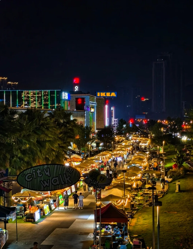 Chongqing Barbecue Street: Insider's Guide to Spicy Grills