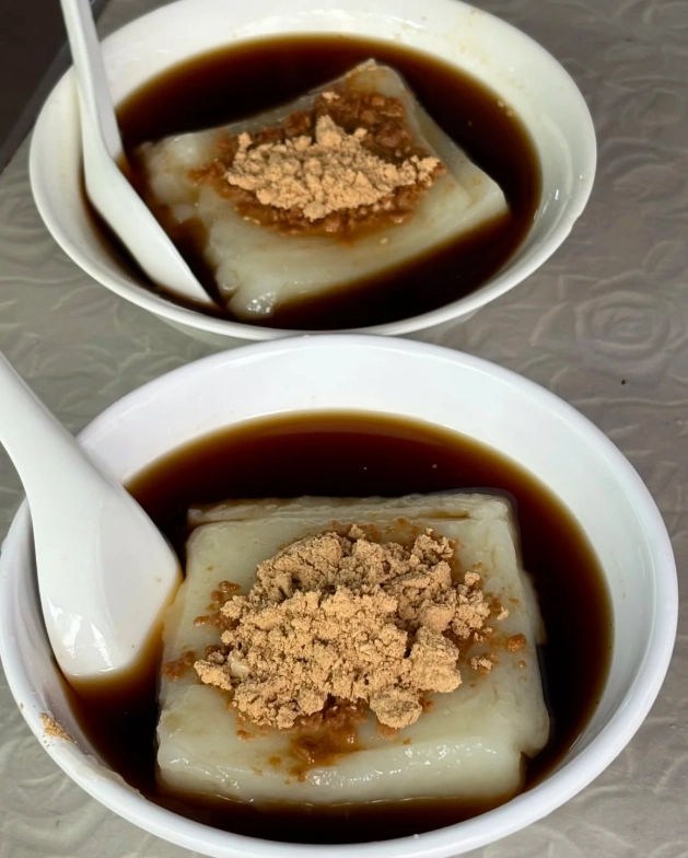 authentic Chongqing snacks