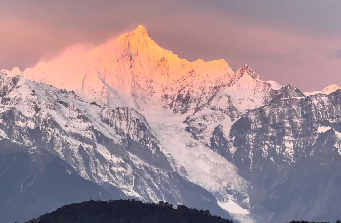 Meili Snow Mountain Altitude: What It Means for Your Trek