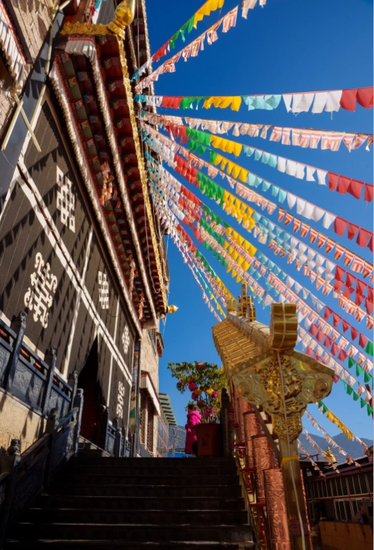 visiting Ganden Sumtseling Monastery tips visiting Ganden Sumtseling Monastery tips