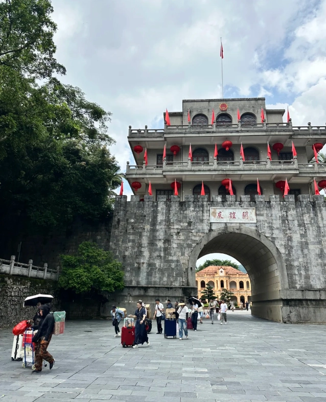 Photo of Friendship Pass: China Vietnam border Friendship Pass