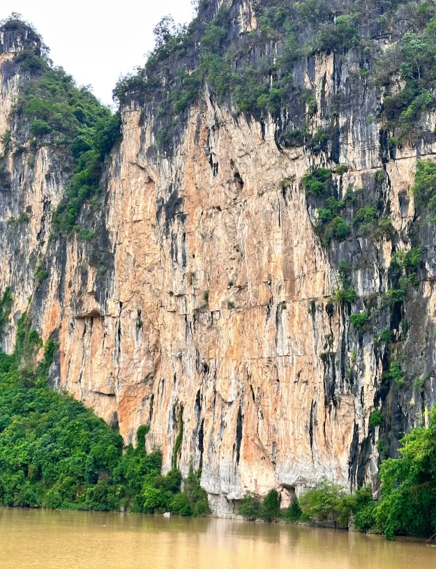 how to visit huashan rock art how to visit huashan rock art