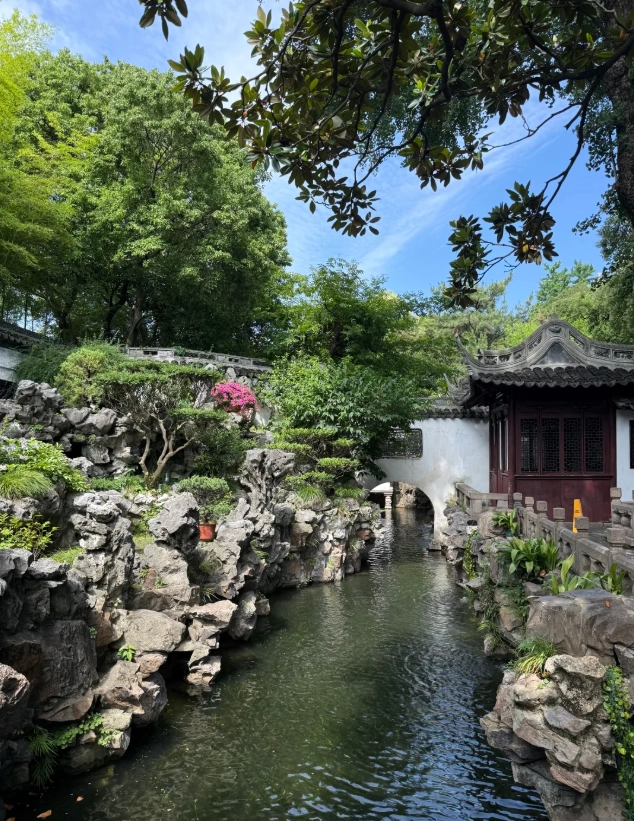 Yu Garden Shanghai: Tickets, Routes & What to Skip