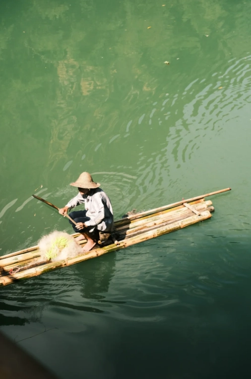 bamboo rafting guangxi