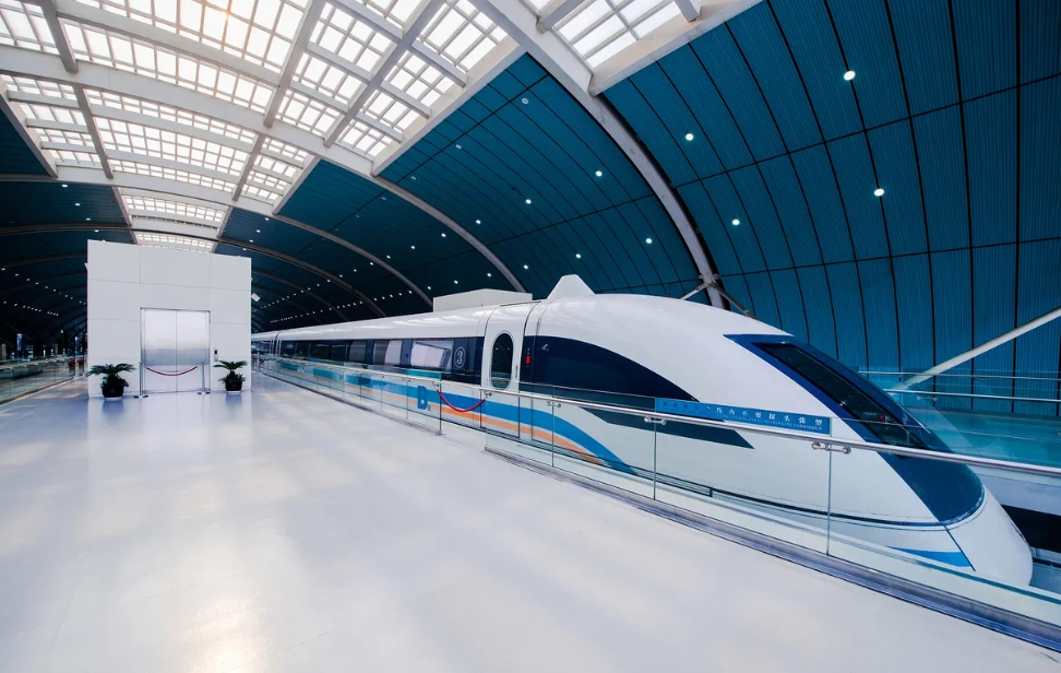 Shanghai Maglev Train: Skip Traffic, Reach Pudong in 8 Mins
