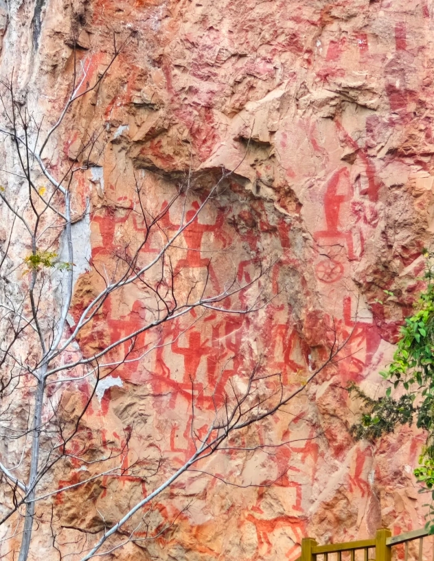 zuojiang huashan rock art tour time zuojiang huashan rock art tour time