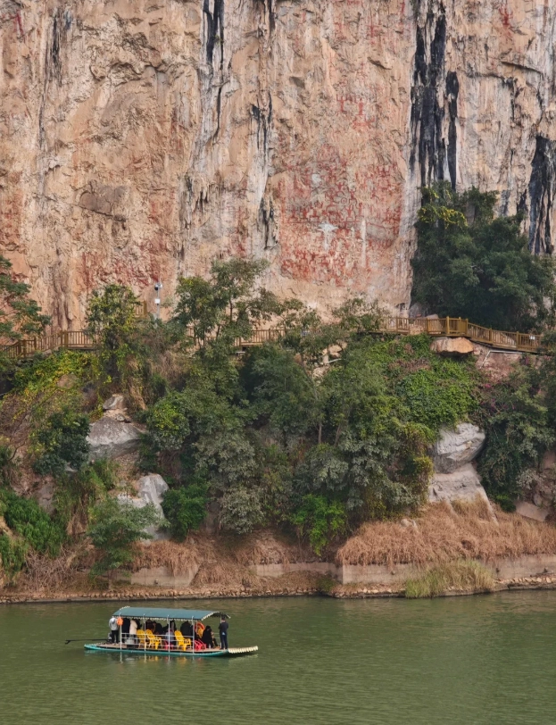 Zuojiang Huashan Rock Art Boat Tour: Insider Tips