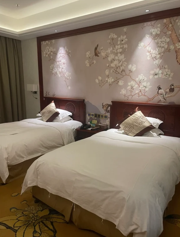 hotels near Huashan Rock Art hotels near Huashan Rock Art