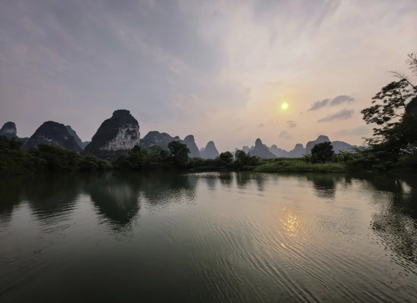 Chongzuo Summer Travel Guide: Skip Crowds, See Real Karst