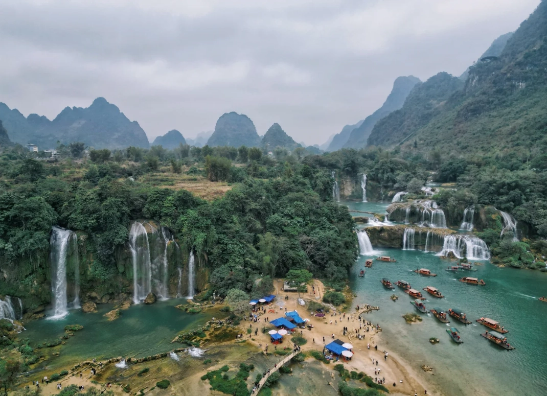 Ban Gioc-Detian waterfall ticket Ban Gioc-Detian waterfall ticket