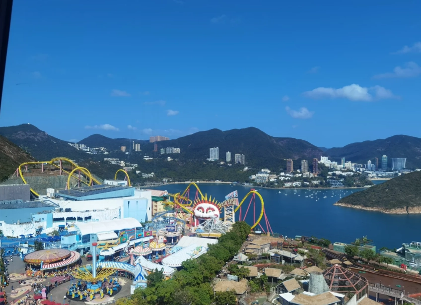 Ocean Park Hong Kong vs Disneyland: Which Park Fits Your Trip?