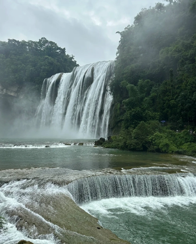 Huangguoshu waterfall travel Huangguoshu waterfall travel