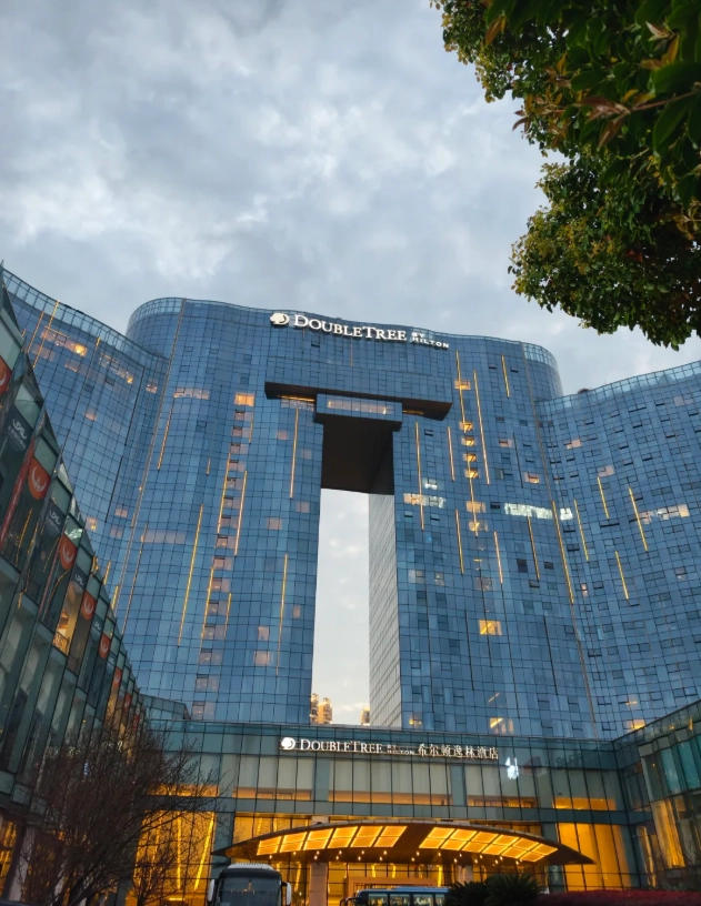 Where to Stay in Anshun: 3 Rookie Mistakes to Avoid